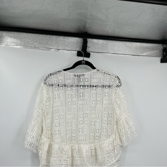 BCBGMaxAzria  Immane Peplum White 
Lace Top - Picture 5 of 7